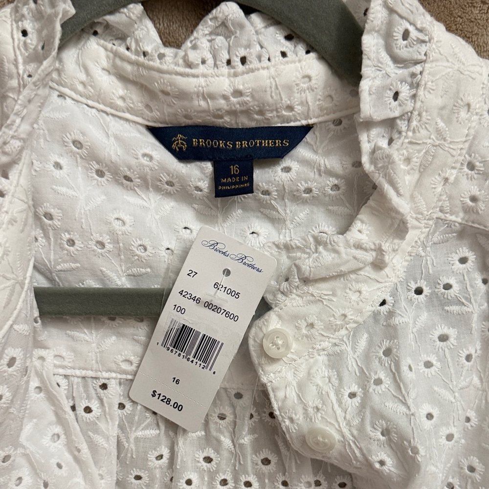 Brooks Brothers White Eyelet Ruffle Mock-Neck Camisole - Picture 2 of 8